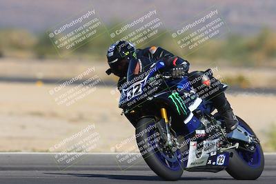 media/Nov-12-2023-SoCal Trackdays (Sun) [[5d1fba4e7d]]/Turn 14 (1035am)/